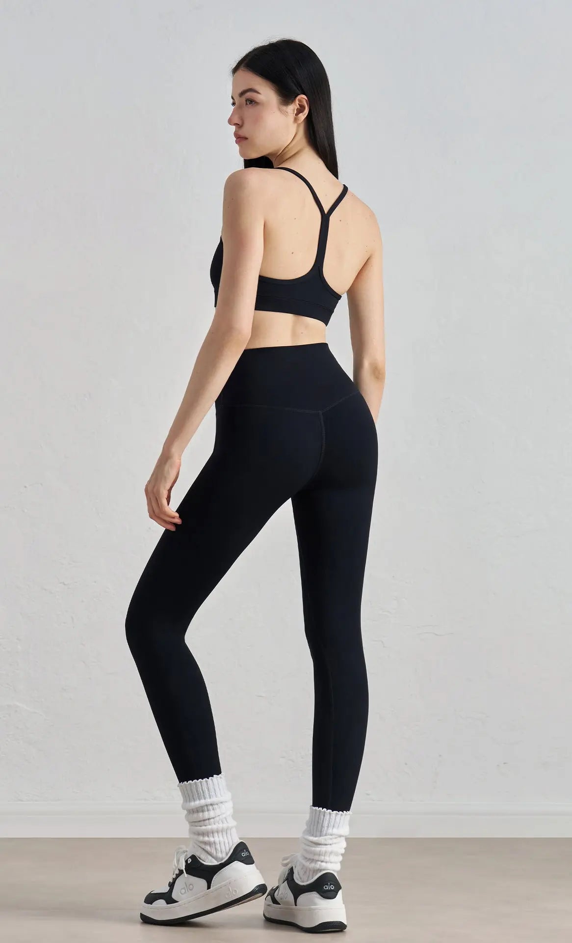 AllureLift Padded Sports Bra opelle motion