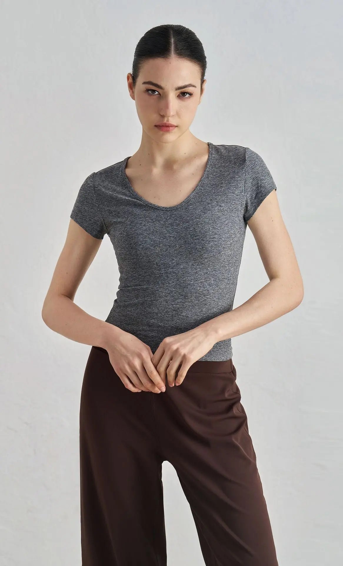 Elevate Curve Yoga Tee opelle motion