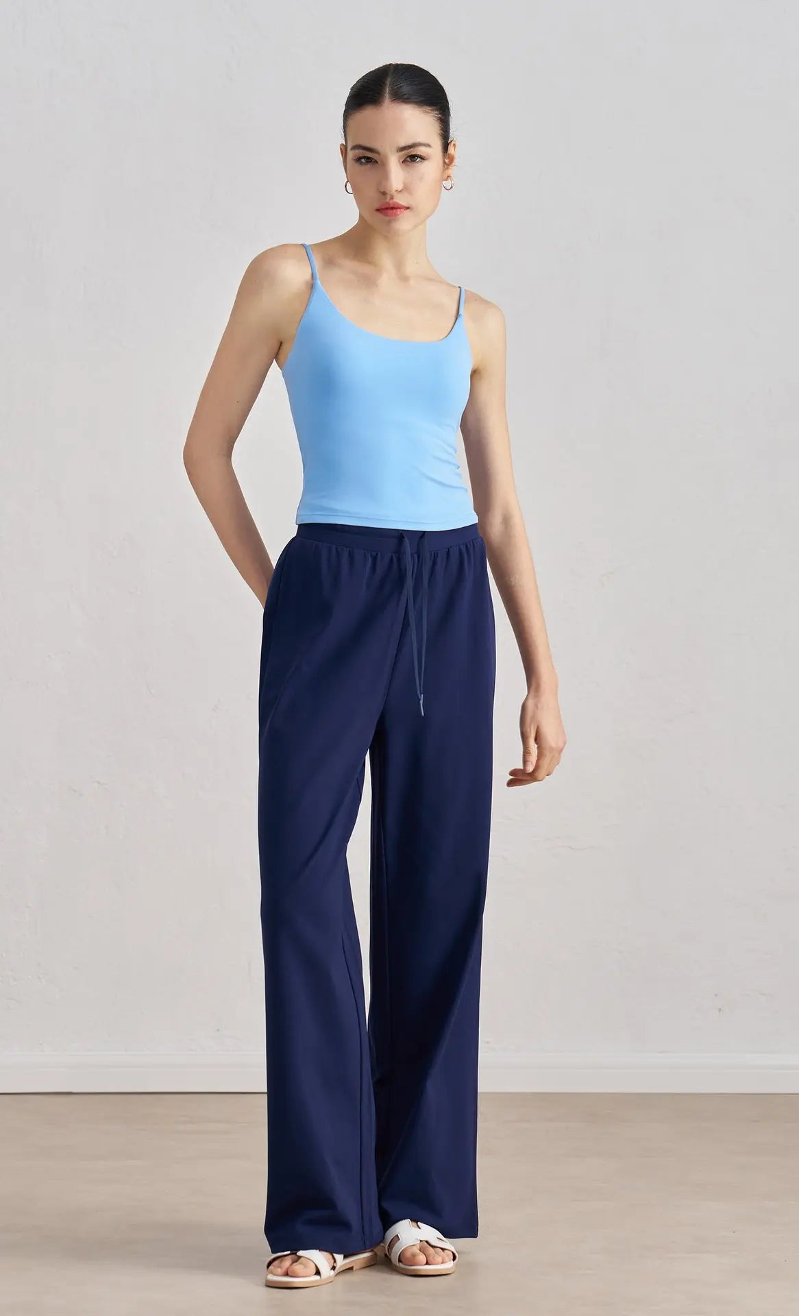 LuxeLift Strappy Yoga Bra Tank - Opelle motion