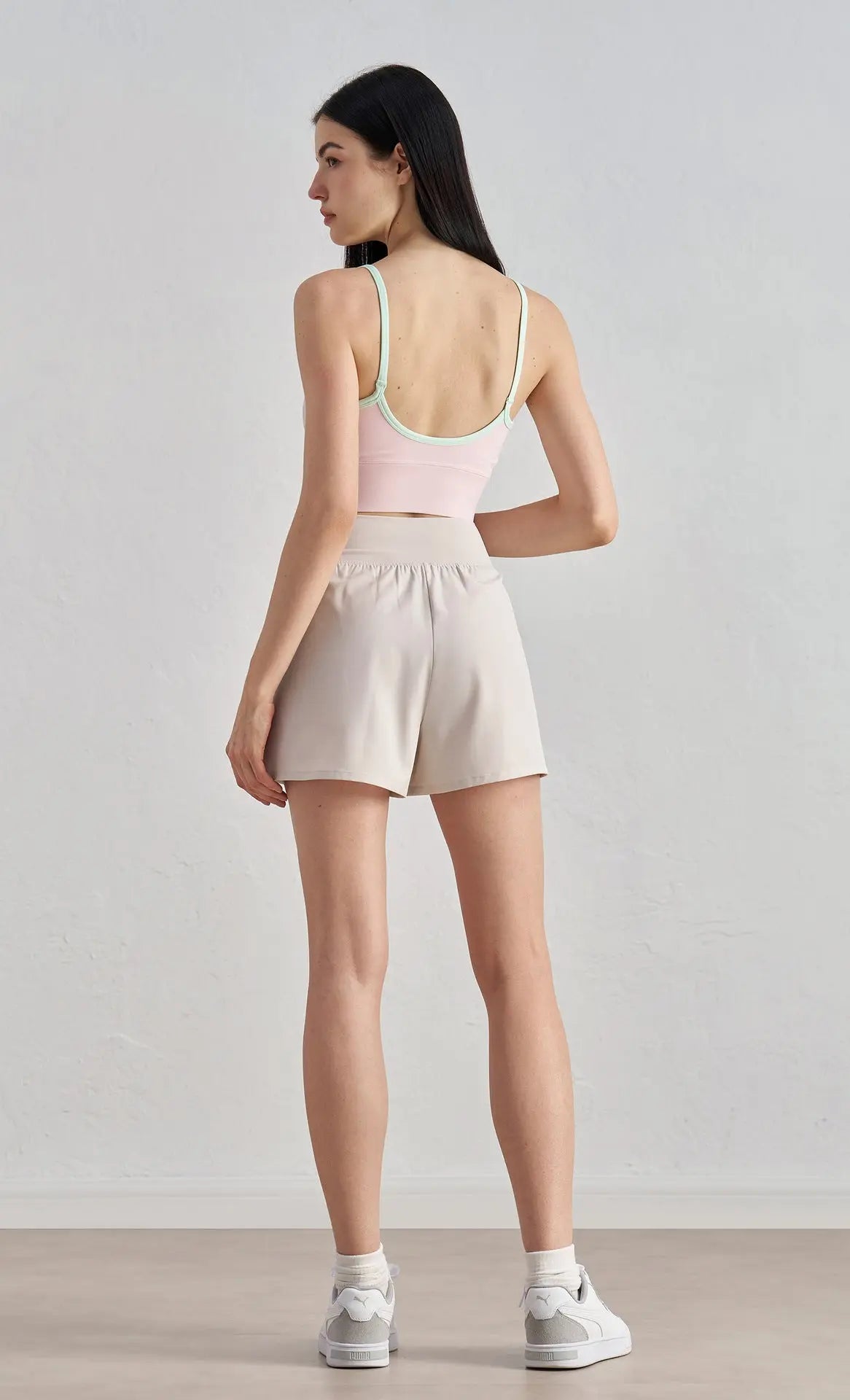 U-Back Strappy Sports Bra Opelle motion