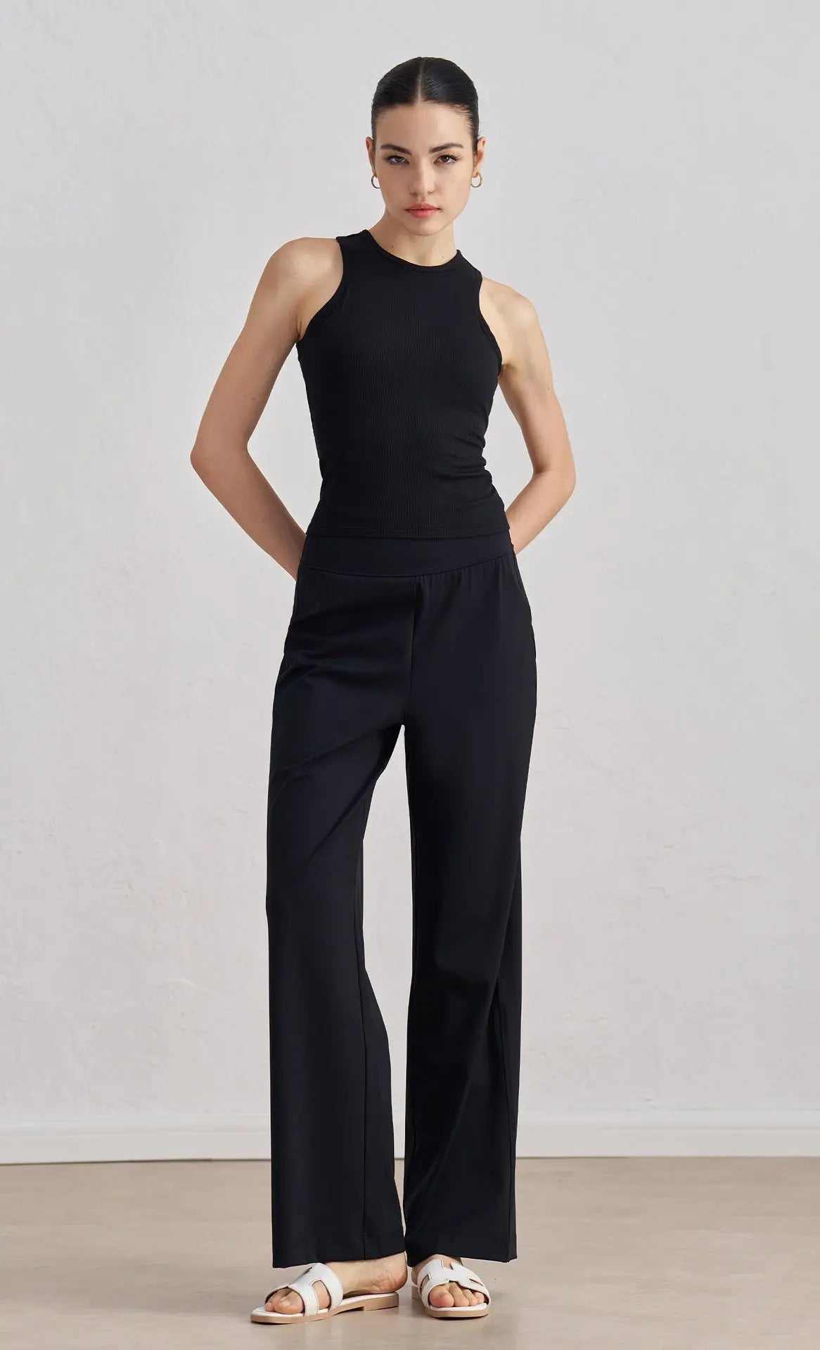 SwanLine Ribbed Modal Bra Tank - Opelle motion