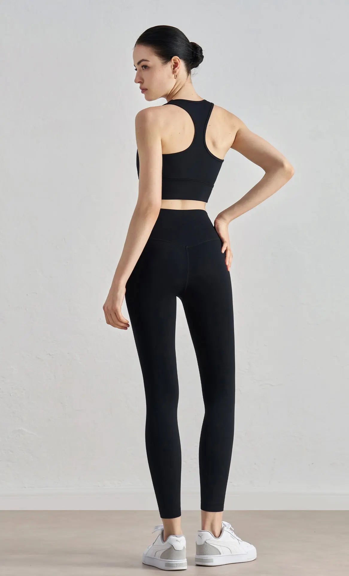 SculptRacer Padded Sports Bra opelle motion