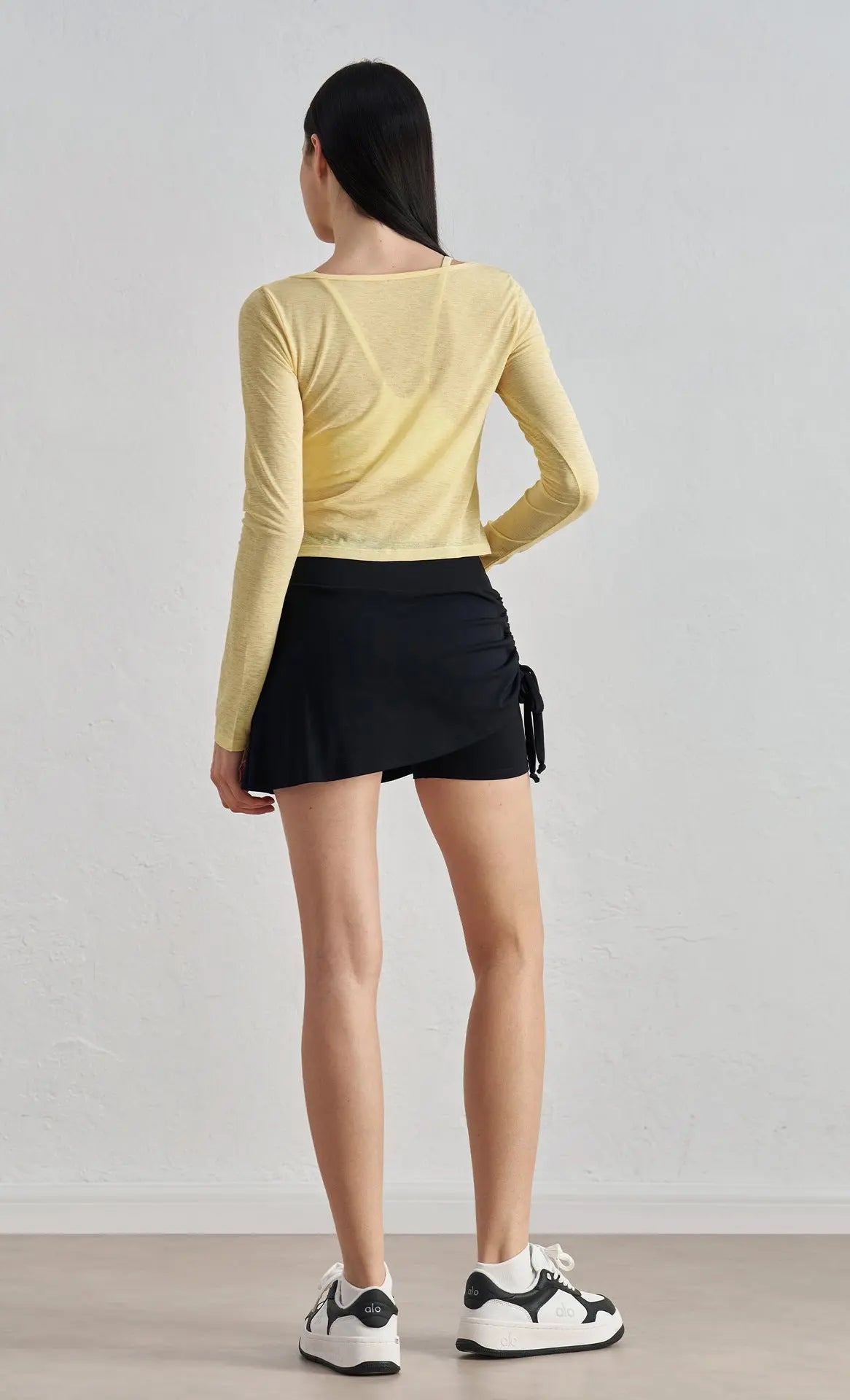 BreezeKnot Long-Sleeve Top Opelle motion
