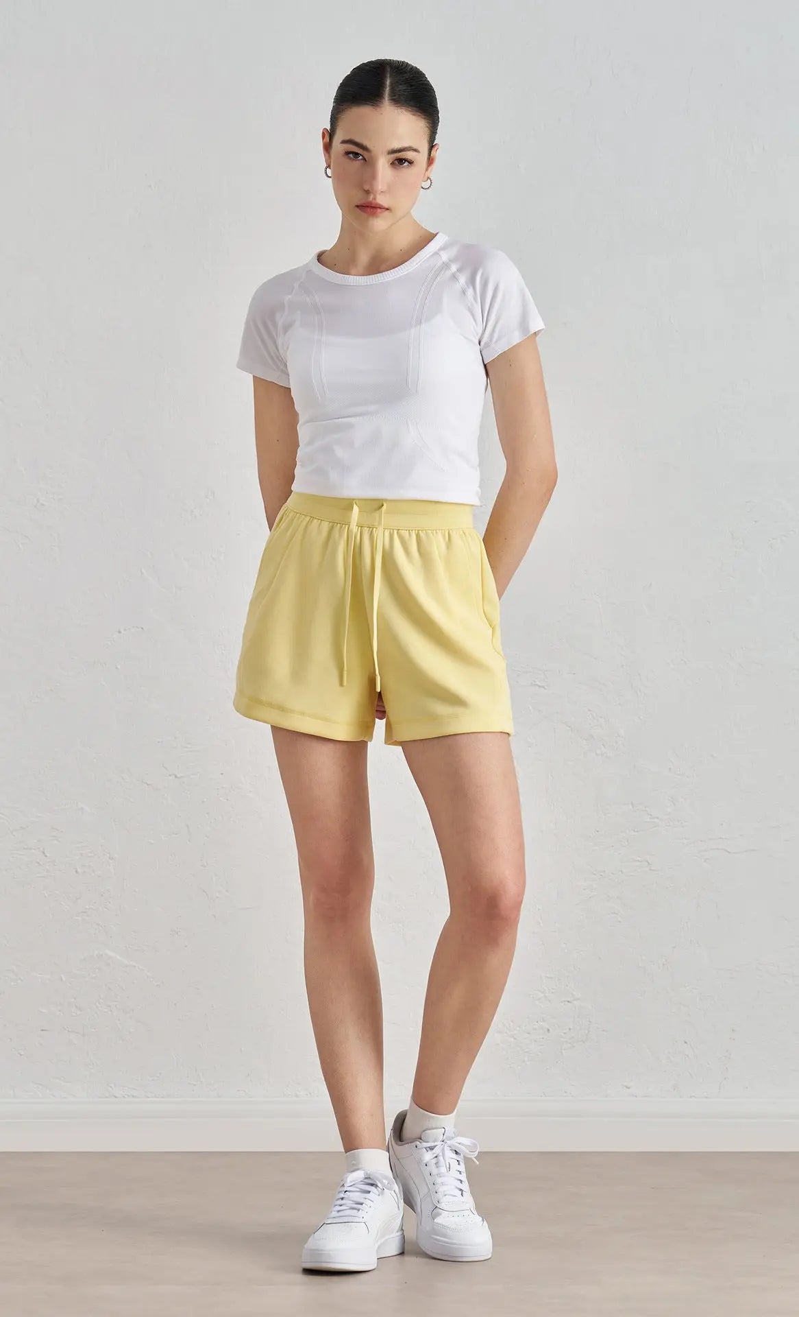 FlexEase Drawstring 5" Shorts opelle motion